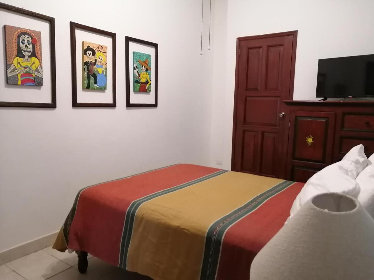 سان ميغيل دي الليندي Hotel Alborada Allende المظهر الخارجي الصورة