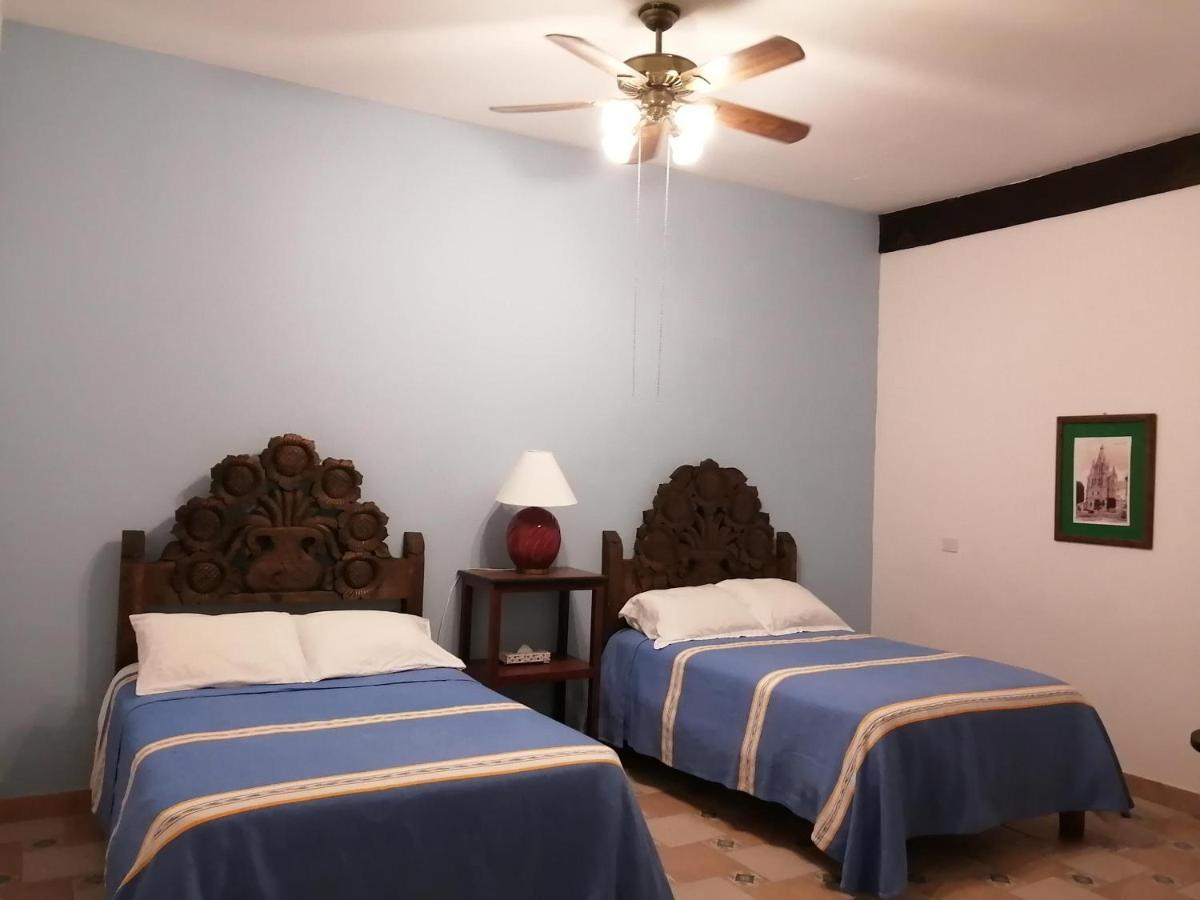 سان ميغيل دي الليندي Hotel Alborada Allende المظهر الخارجي الصورة